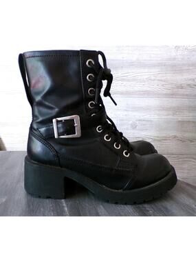 Y2K Emergency Exit Black Chunky Boots 8 Combat Rockstar Buckle Lug Grunge Vtg
